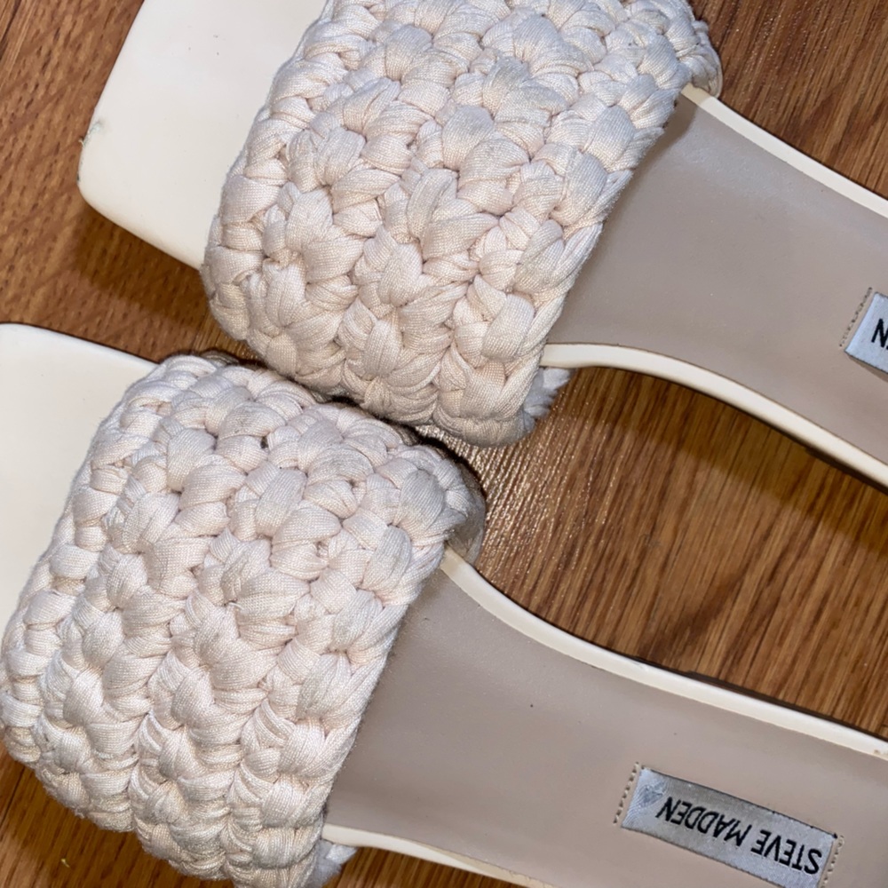 Steve Madden white woven sandals